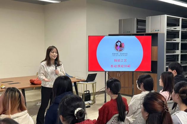 非遗技艺走进校园：石湾陶塑名家手把手教学“捏出”文化传承