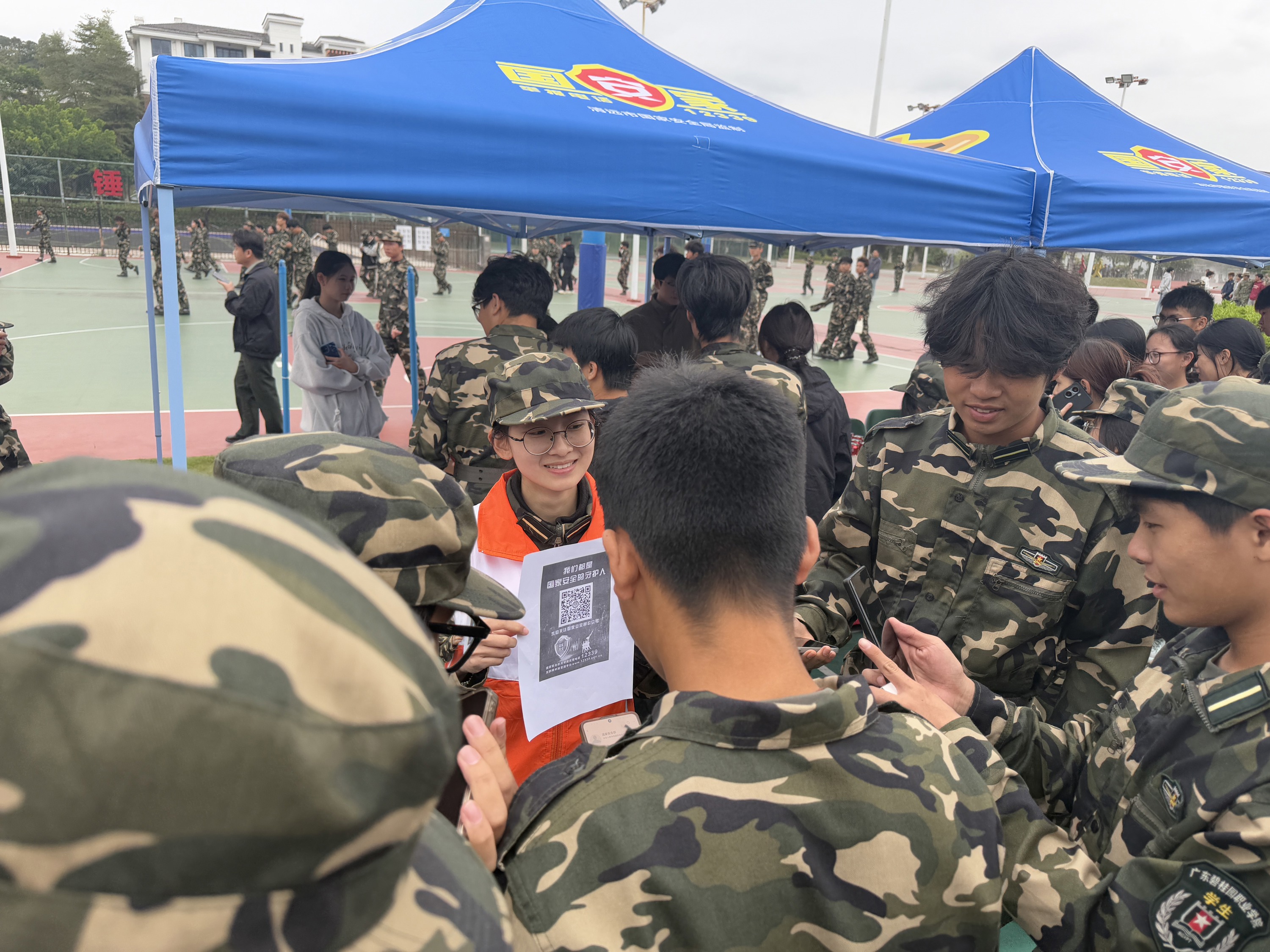 国家安全进校园活动照片7