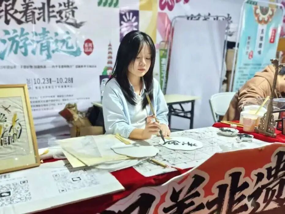 2d2190f1841eb5540d3b05c6ab5a2cc9